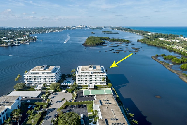 bird's eye view with a water view