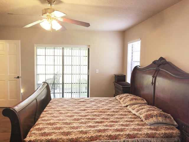 bedroom with ceiling fan