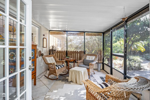 view of sunroom / solarium