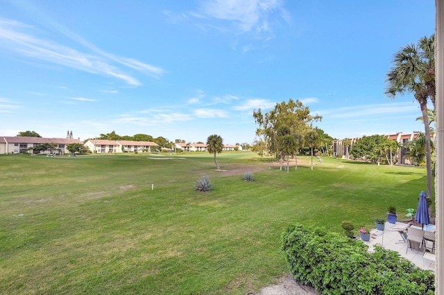 view of yard with a patio area