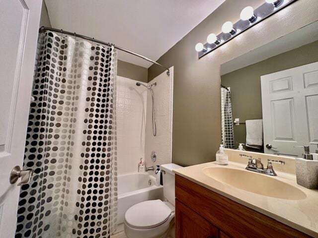 full bathroom with shower / bath combination with curtain, vanity, and toilet