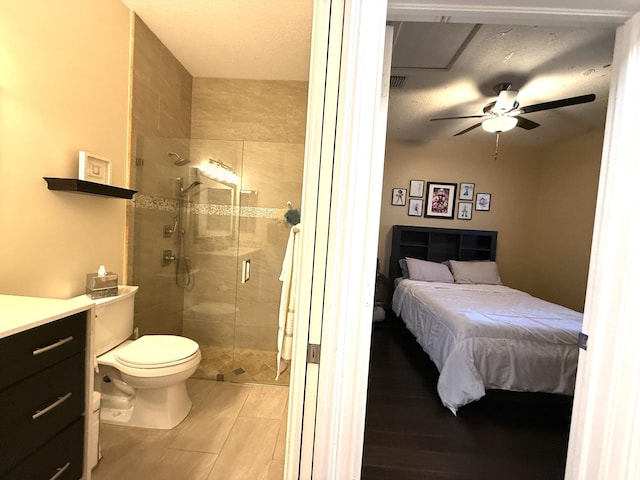 interior space with visible vents and connected bathroom