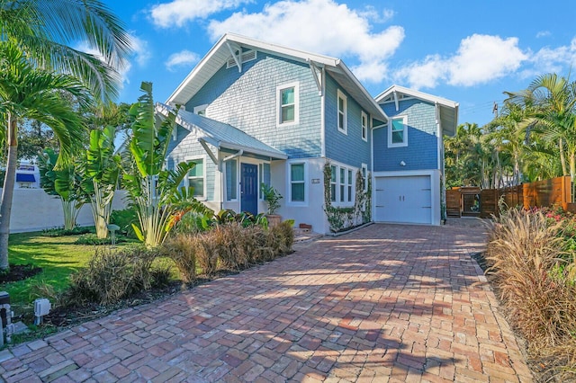 view of front facade featuring a garage