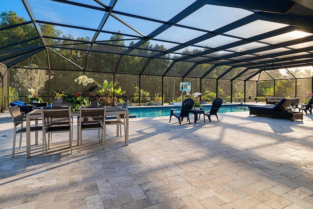 11951 Torreyanna Cir, Palm Beach Gardens, FL 33412 - outdoor pool with a patio and a lanai