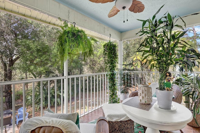 balcony with ceiling fan