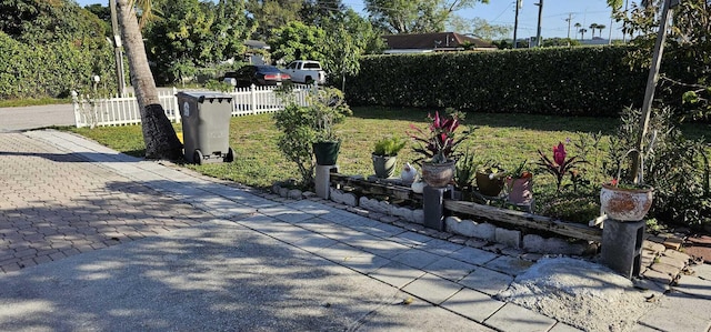 view of home's community featuring a patio area