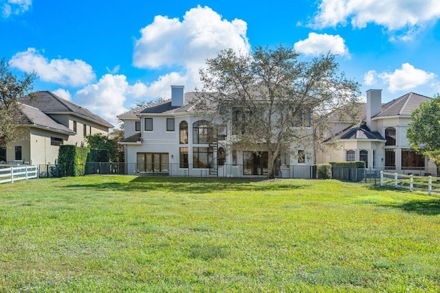 exterior space featuring a front yard