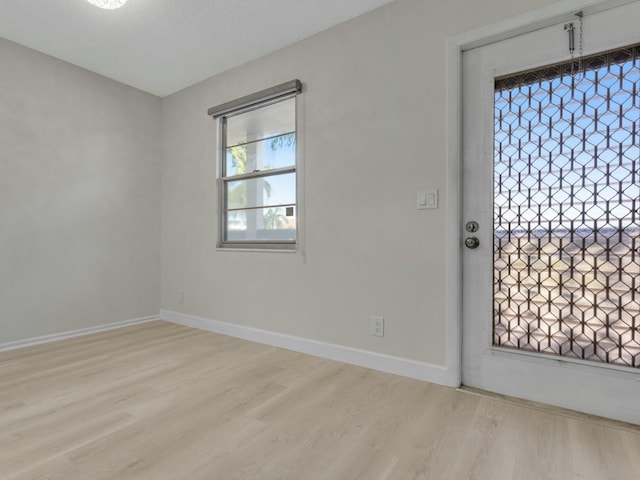 2030 Hythe B 2030, Boca Raton, FL 33434 - empty room featuring light hardwood / wood-style floors