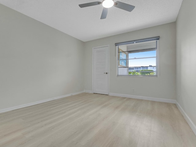 2030 Hythe B 2030, Boca Raton, FL 33434 - spare room with ceiling fan, light hardwood / wood-style floors, and a textured ceiling