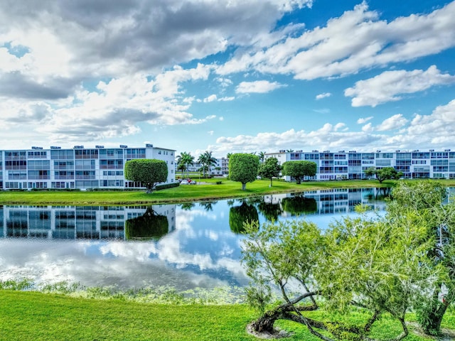 2030 Hythe B 2030, Boca Raton, FL 33434 - property view of water