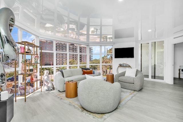 1155 Hillsboro Mile Unit 202, Hillsboro Beach, FL 33062 - view of sunroom / solarium