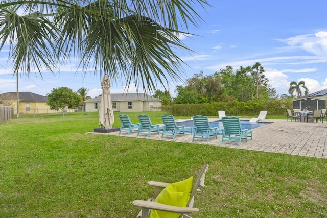 view of yard with a patio