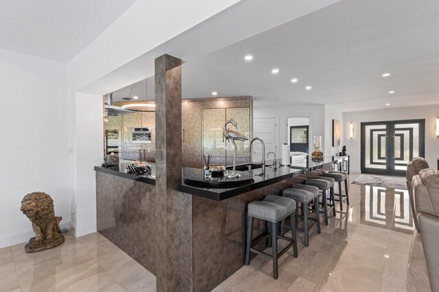11955 N Lake Dr, Boynton Beach, FL 33436 - bar featuring sink