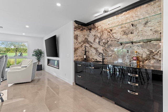 11955 N Lake Dr, Boynton Beach, FL 33436 - bar with sink