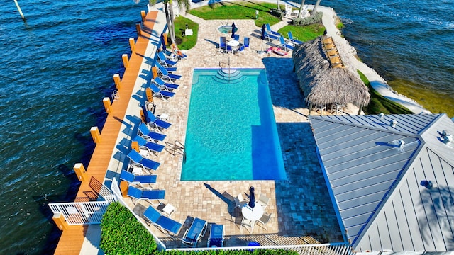 bird's eye view featuring a water view