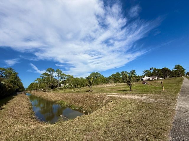 Listing photo 3 for 17721 Tangerine, Loxahatchee FL 33470