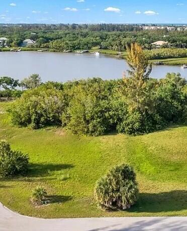 1880 Bayview Ct, Vero Beach FL, 32963 land for sale