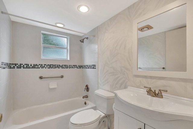 950 Flanders T, Delray Beach, FL 33484 - bathroom featuring vanity and shower / tub combination