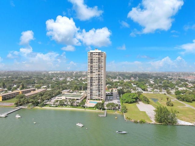 bird's eye view featuring a water view