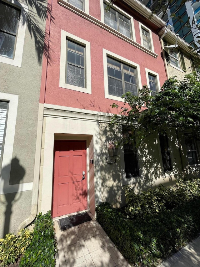 663 Hibiscus St, West Palm Beach, FL 33401 - view of exterior entry