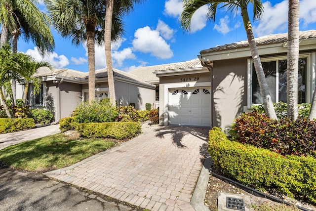 view of front of home featuring a garage