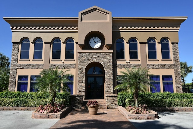 view of front facade featuring french doors