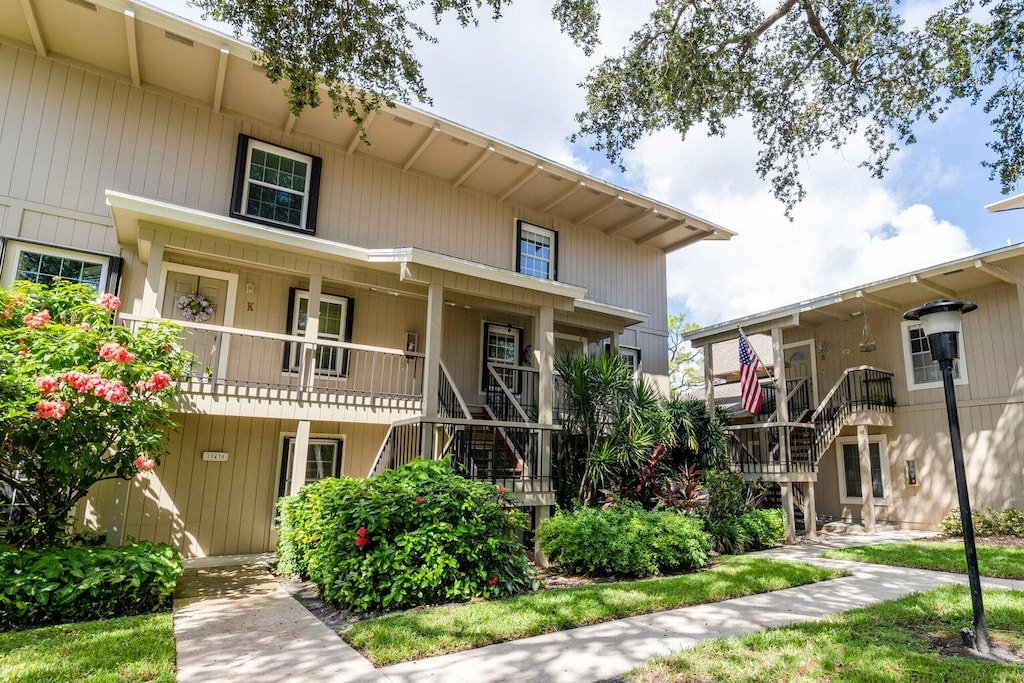 view of front of house