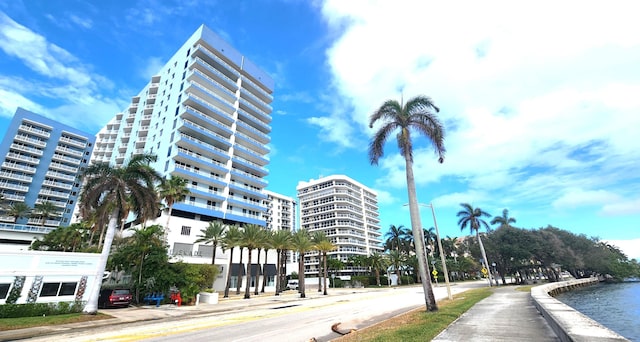 1551 N Flagler Dr Ph L7, West Palm Beach, FL 33401 - view of building exterior