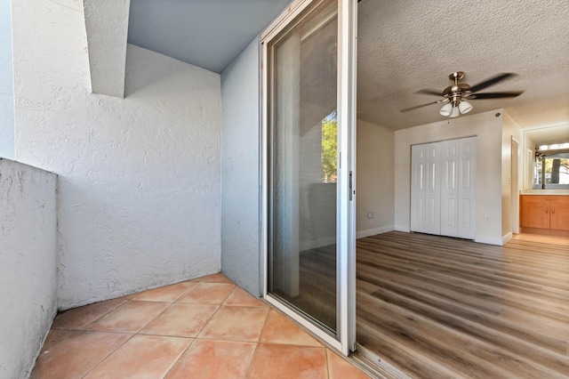 balcony with ceiling fan