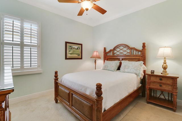 bedroom with ceiling fan