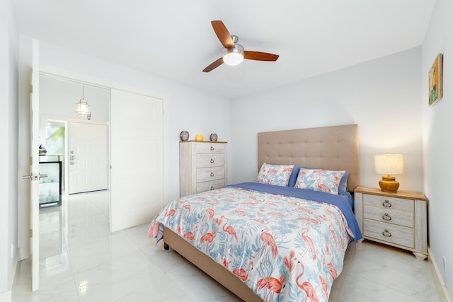 bedroom featuring ceiling fan