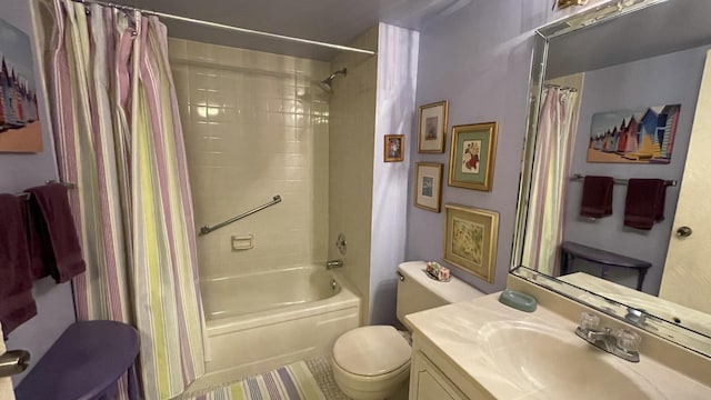 14623 Bonaire Blvd Unit 605, Delray Beach, FL 33446 - full bath featuring toilet, shower / bathtub combination with curtain, and vanity