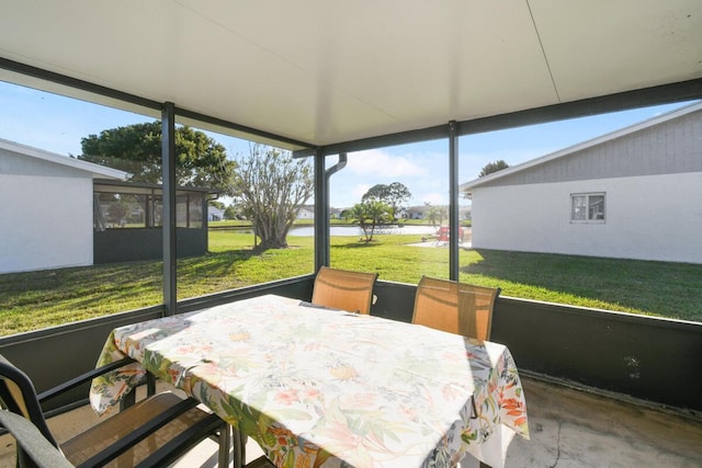 view of sunroom / solarium