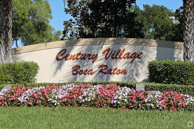 view of community / neighborhood sign