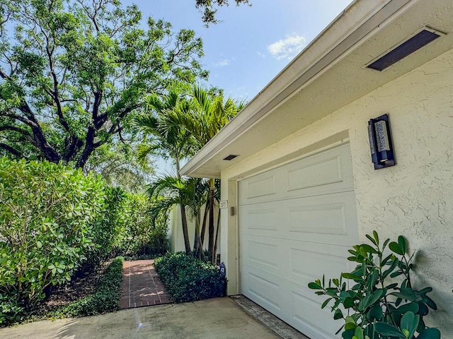 11373 Twelve Oaks Way E, North Palm Beach, FL 33408 - view of garage