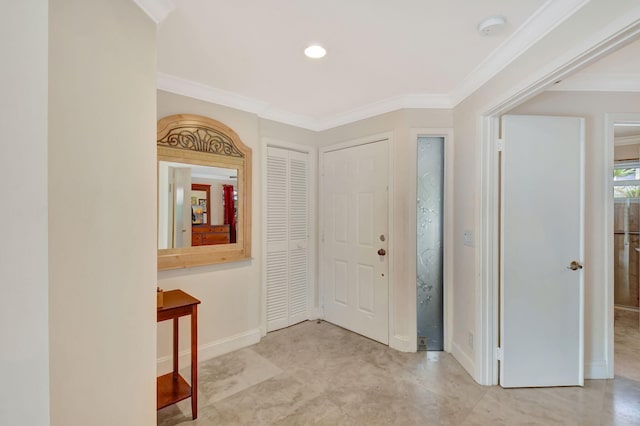 foyer with crown molding