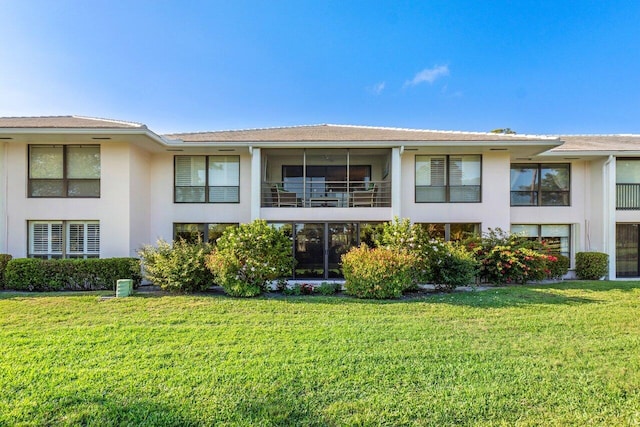 exterior space with a lawn