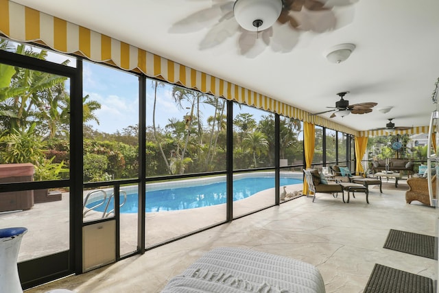 10174 Dogwood Ave, Palm Beach Gardens, FL 33410 - view of pool with a ceiling fan