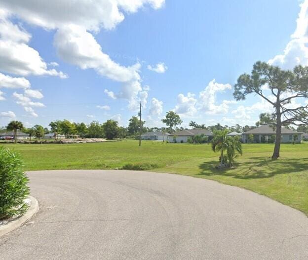 Listing photo 3 for 16106 Overdale Ct, Punta Gorda FL 33955