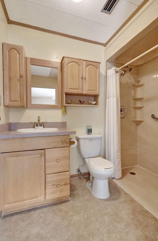 bathroom with crown molding, visible vents, a shower with shower curtain, toilet, and vanity