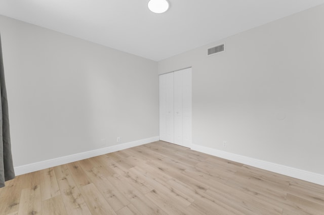 empty room featuring light hardwood / wood-style flooring