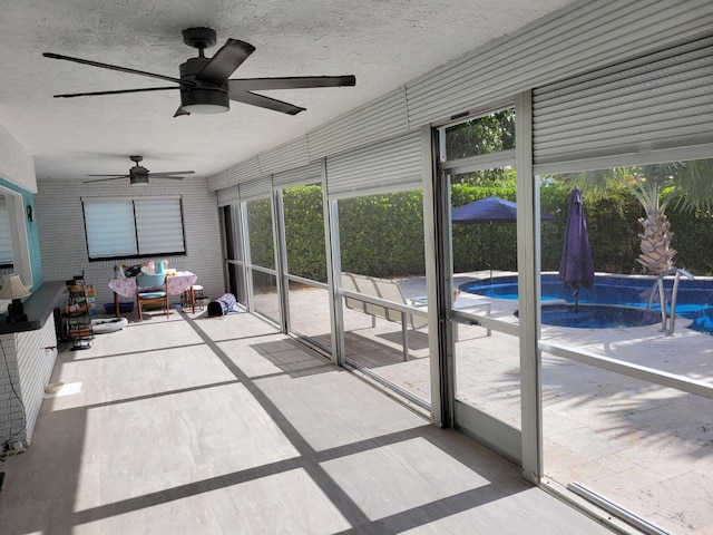 1821 N 50th Ave, Hollywood, FL 33021 - sunroom / solarium with vaulted ceiling and a ceiling fan