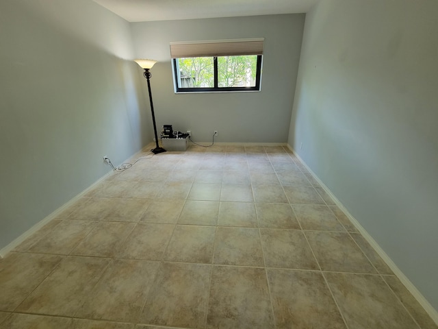 1821 N 50th Ave, Hollywood, FL 33021 - unfurnished room with tile patterned flooring