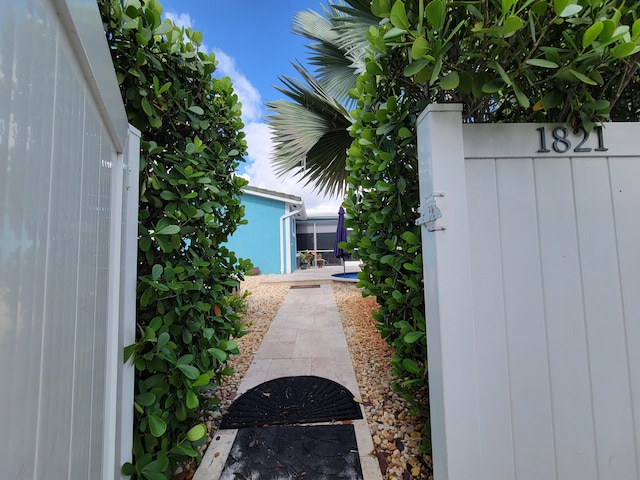 1821 N 50th Ave, Hollywood, FL 33021 - view of yard