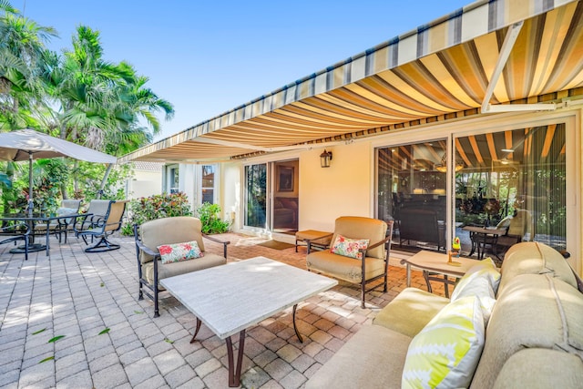 view of patio / terrace with outdoor lounge area