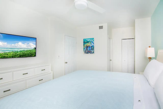 bedroom featuring ceiling fan