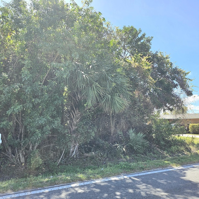 Listing photo 2 for Tbd Juanita Avenue, Fort Pierce FL 34946