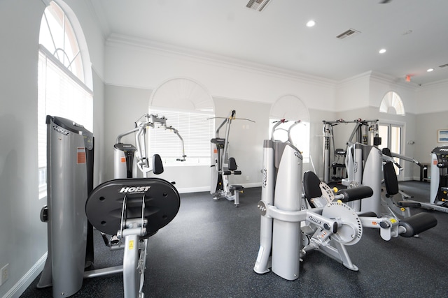 7087 Lombardy St, Boynton Beach, FL 33472 - exercise room with recessed lighting, visible vents, baseboards, and ornamental molding