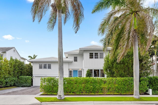 view of front of house featuring a garage