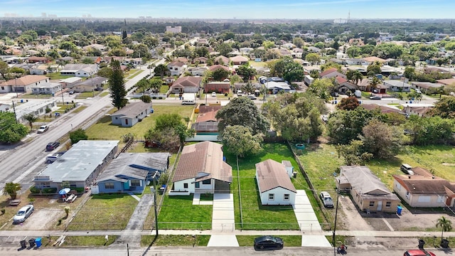 drone / aerial view featuring a residential view